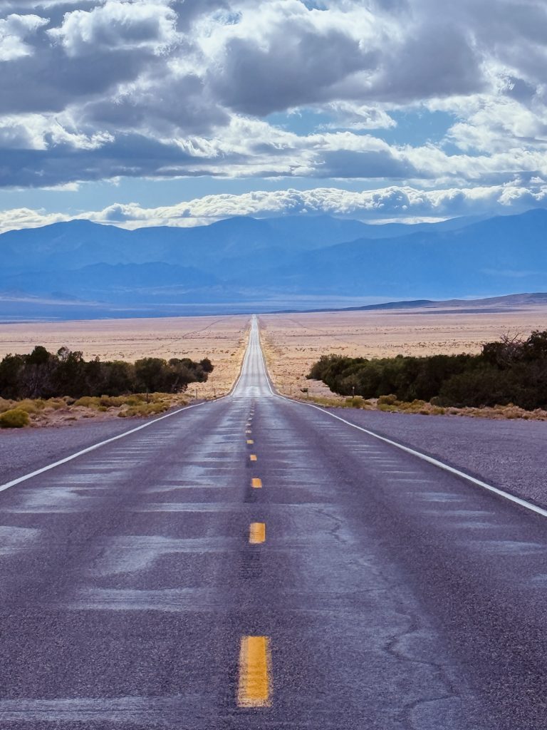 View along an empty US Hwy 50